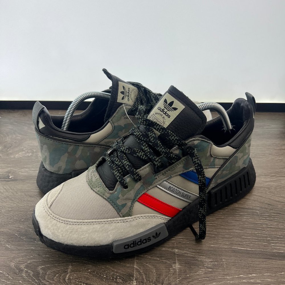 BRAND NEW Adidas Boston SuperX R1 Shoes Camo Black  G27936